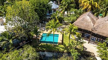 Azulea Bacalar Hotel & Spa - Lagoon Front