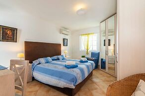 Villa Glamour by Portucasa