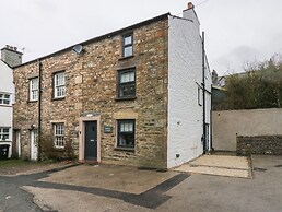 Howgill House