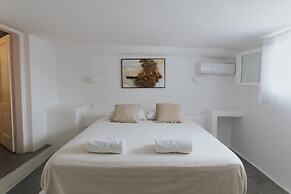Mymykonos II Beachfront Villa