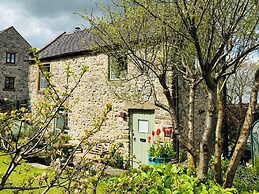 Tor Barn