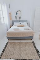 Mymykonos Beachfront Villa