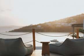 Mymykonos Beachfront Villa