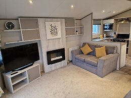 Bird Lake Pastures 2 Bedrooms 2 Baths