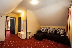 Hotel Extravagance