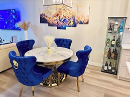 Navii Estates - Vacations Elevated, Homes Perfected