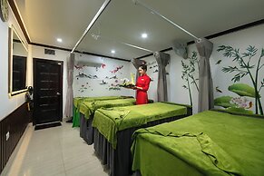 THE SILK GRAND PREMIUM HOTEL & SPA
