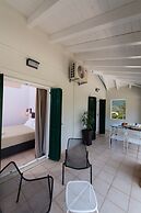Drakatos Apartment 1B Z