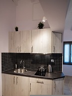 Drakatos Apartment 1B Z