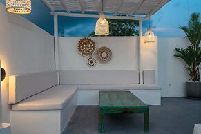 Villa Quiet