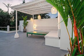 Villa Quiet