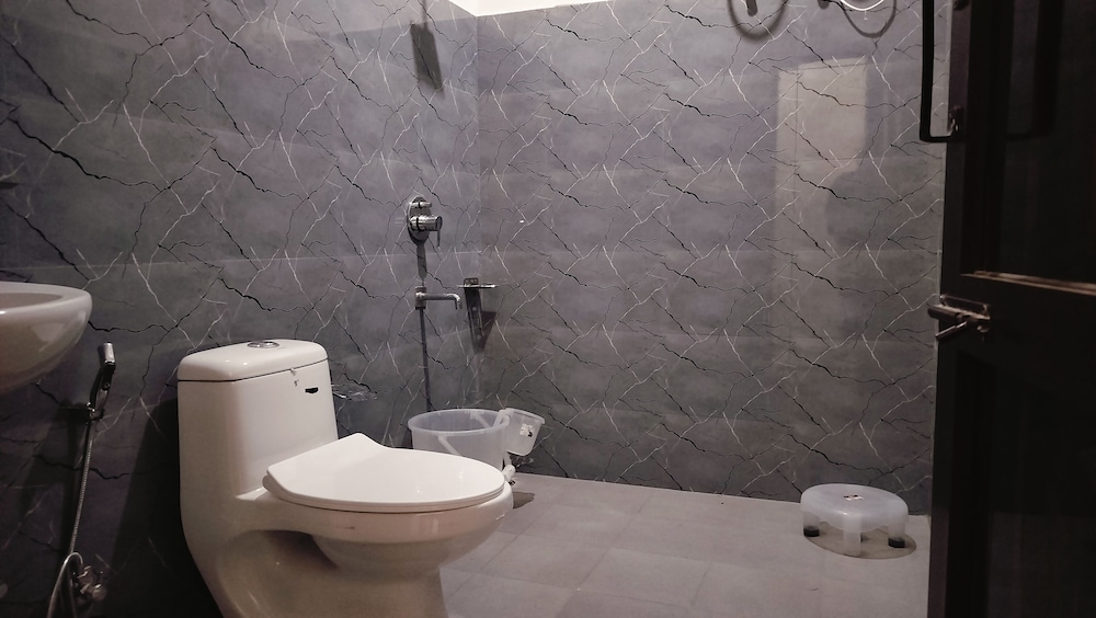 Baikunth Home Stays