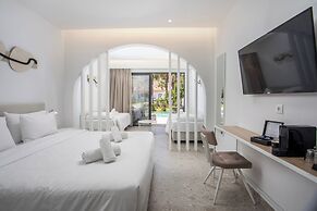 Aiora Aqua Resort