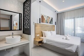Aiora Aqua Resort