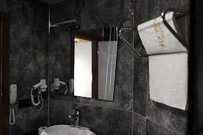 New Konak Hotel