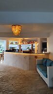 Tritón Hotel Boutique & Restaurant
