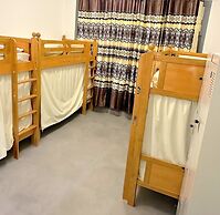Lakeside Hostel Downtown