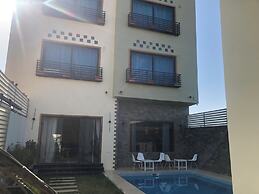 Farida Palace