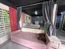 Resort D'Rumah Bonda River View