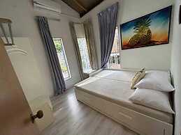 Resort D'Rumah Bonda River View