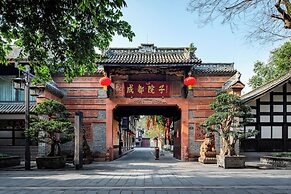 CD YUEN CHI