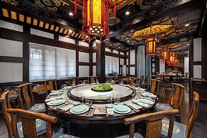 CD YUEN CHI