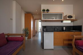 Creteco Hotel & Suites