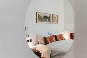 Shada Hotels Jumeirah Gardens
