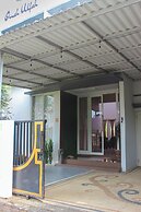 Omah Ulfah Homestay