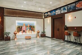 Dees Boutique Hotel