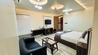 Raksha Suites & Banquet Greater Noida