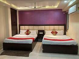 HOTEL MAHAMAYA PALACE