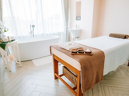 Hilltop Wellness Resort