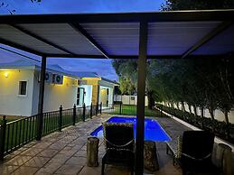 Maxton Boutique Hotel