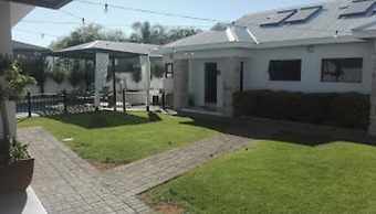 Maxton Boutique Hotel