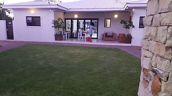 Maxton Boutique Hotel