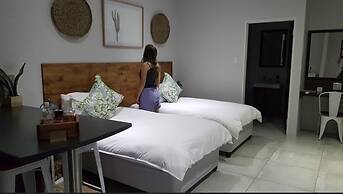 Maxton Boutique Hotel