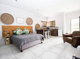 Maxton Boutique Hotel