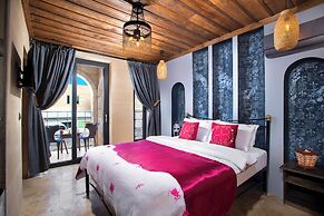 Alika Castle House