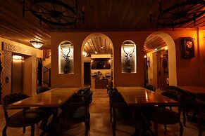 Alika Castle House