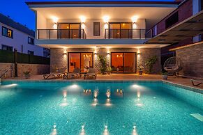 Villa Lizya
