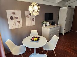 Gaia Suites B&B