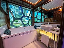 Orchid Overnight Superyacht