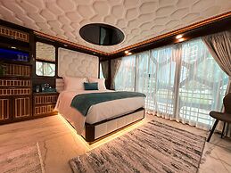 Orchid Overnight Superyacht