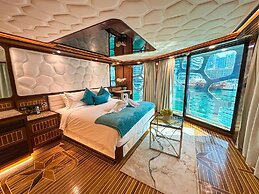 Orchid Overnight Superyacht