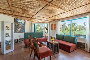 Tree of Life Birdsong Chalets