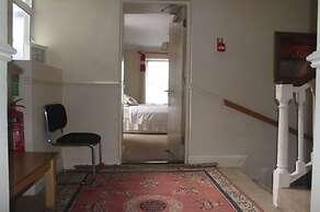 No 13 Townhouse