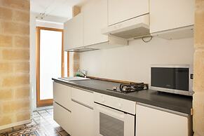 Bari LandLord 71