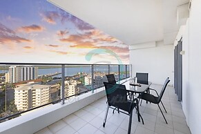 Zen Ocean Bliss Seaview Balcony Outdoordining