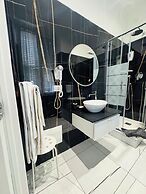 Laura Rooms